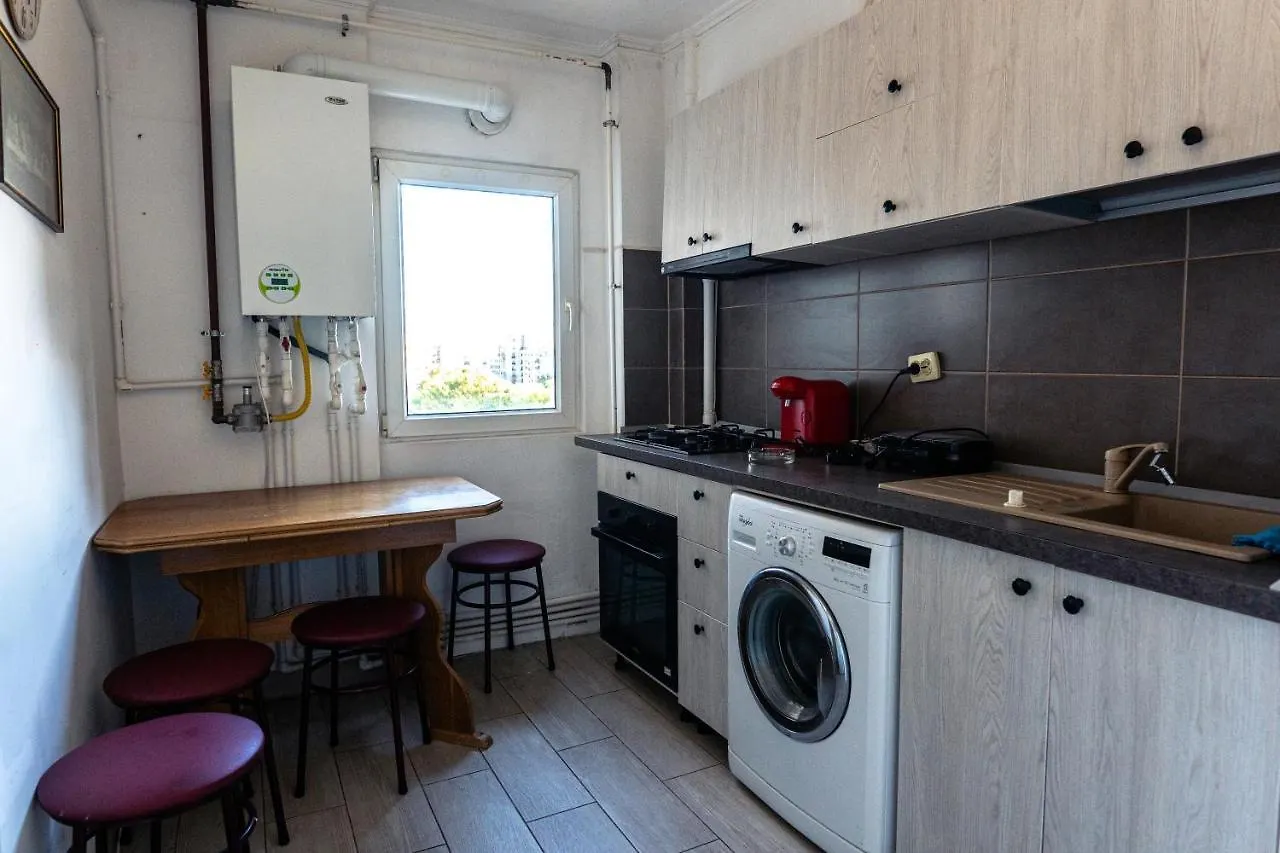 Old City-Downtown 3 Rooms By Chr Luxury Property Bucharest 0*,  Romania