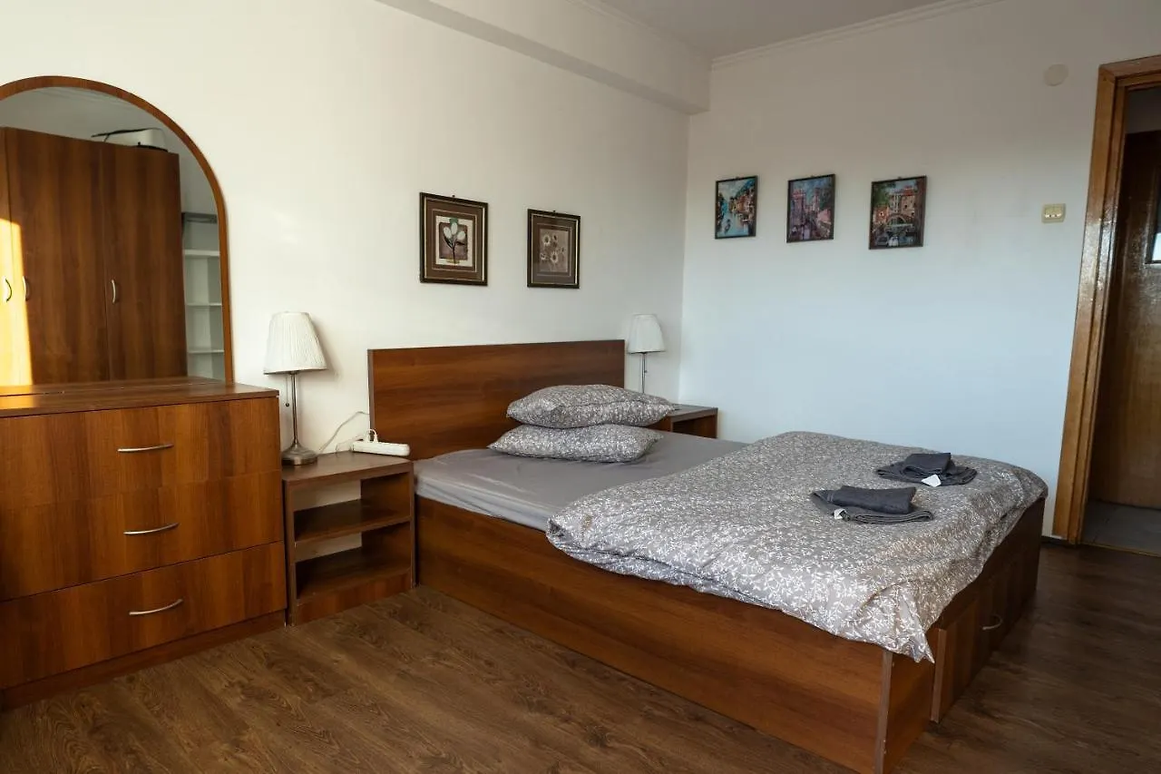 Apartment Old City-Downtown 3 Rooms By Chr Luxury Property Bucharest