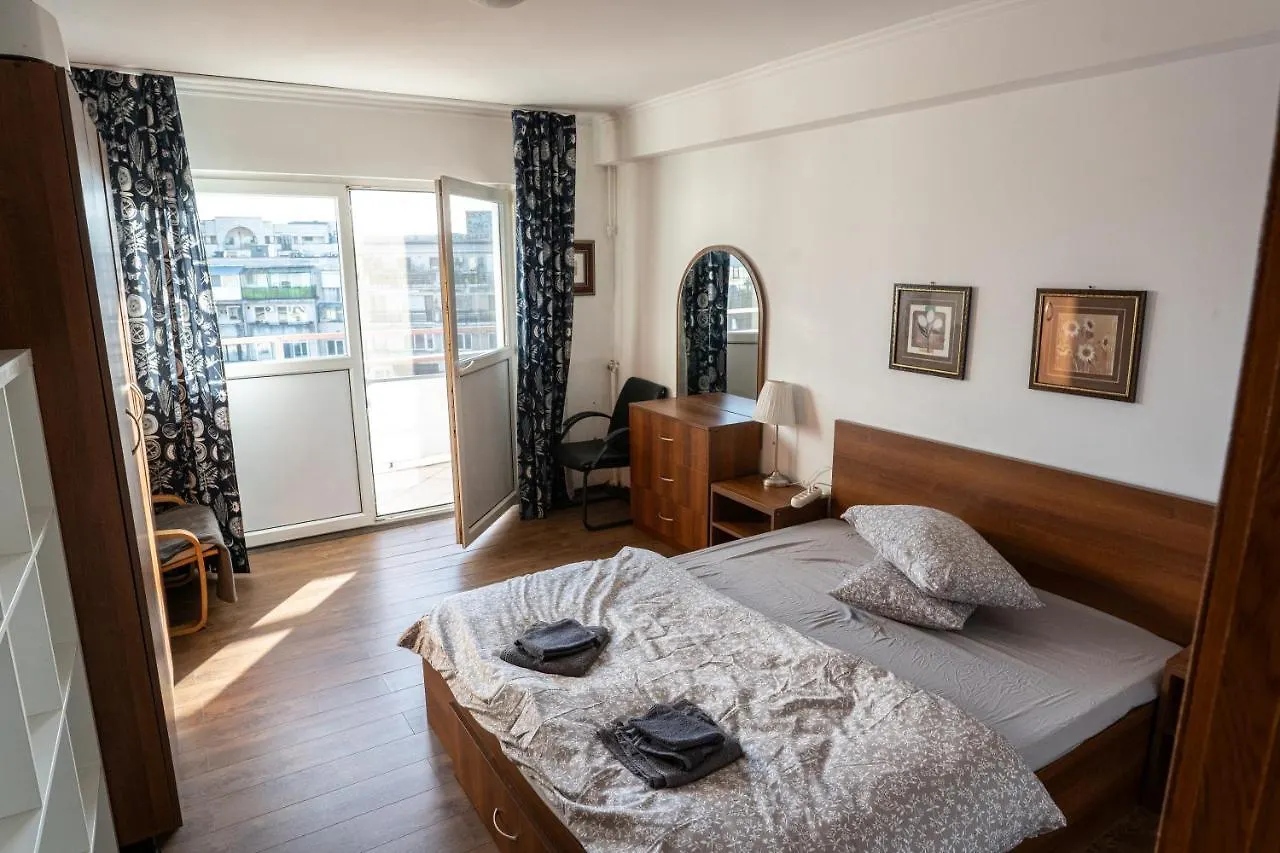 Old City-Downtown 3 Rooms By Chr Luxury Property Bucharest Romania