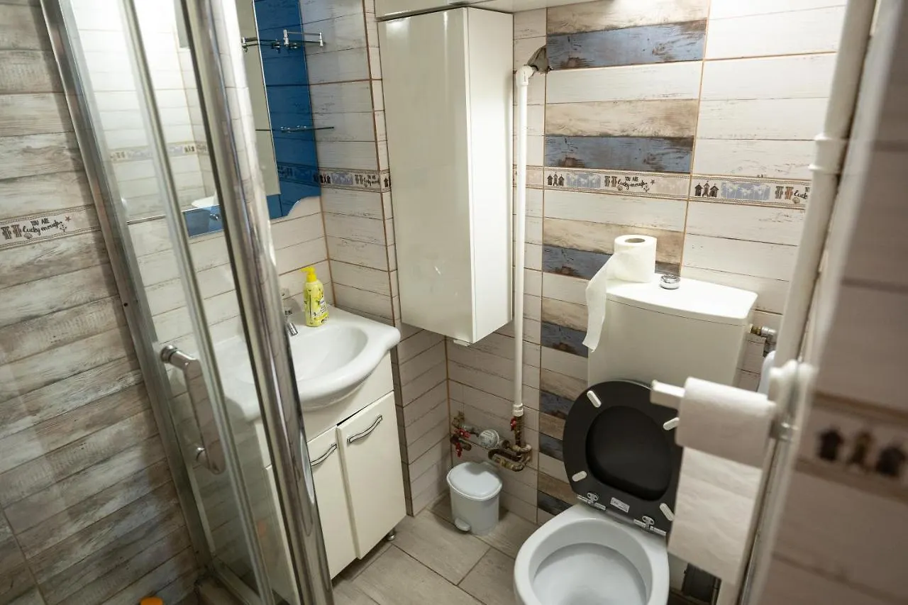 Old City-Downtown 3 Rooms By Chr Luxury Property Bucharest Romania