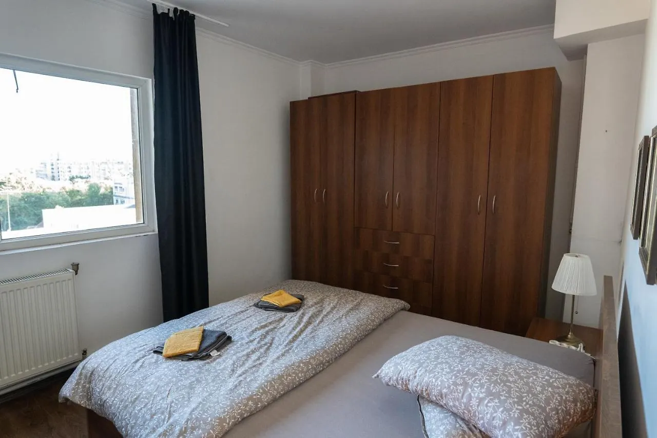 Old City-Downtown 3 Rooms By Chr Luxury Property Bucharest 0*,